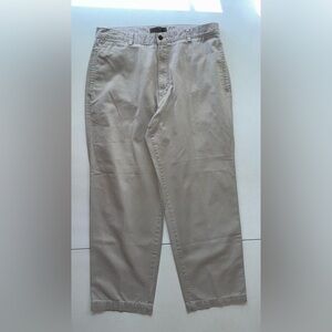 Well Worn Men's Khaki Chinos